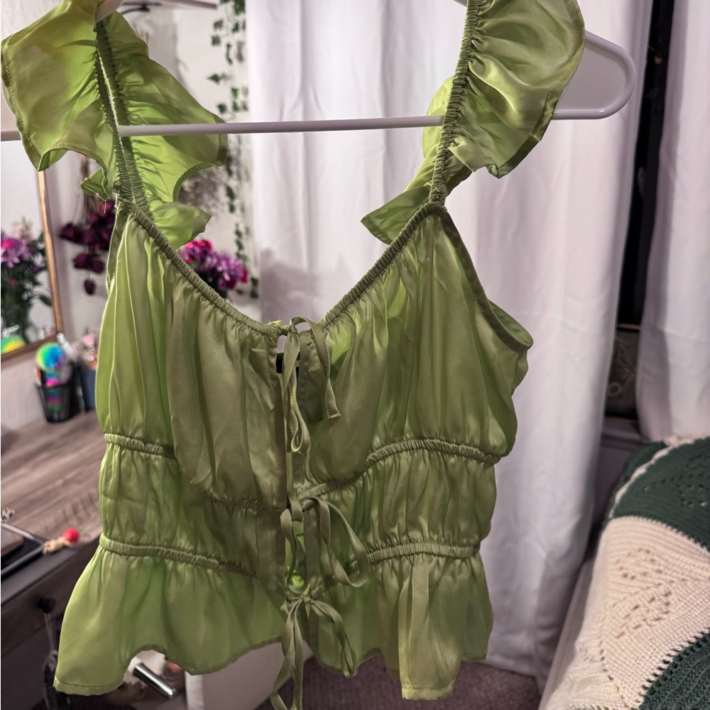 green ruffle top st patties day